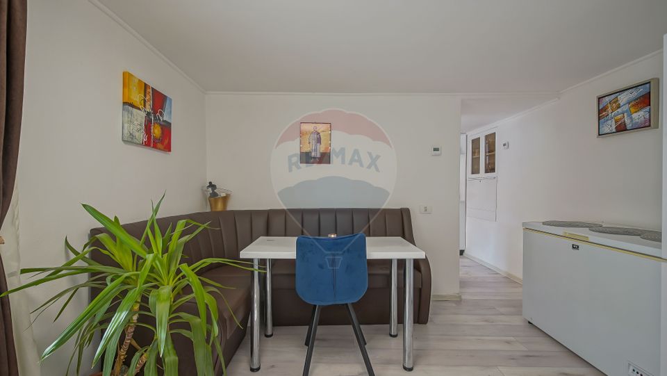 6 room House / Villa for sale