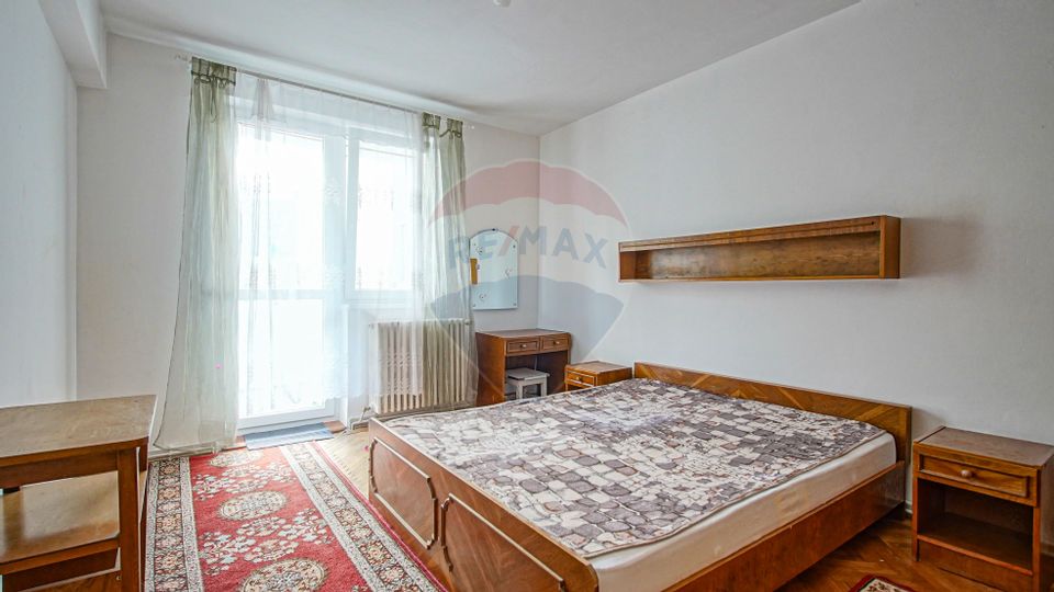 3 room Apartment for rent, Centrul Civic area