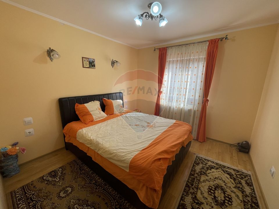 5 room House / Villa for sale