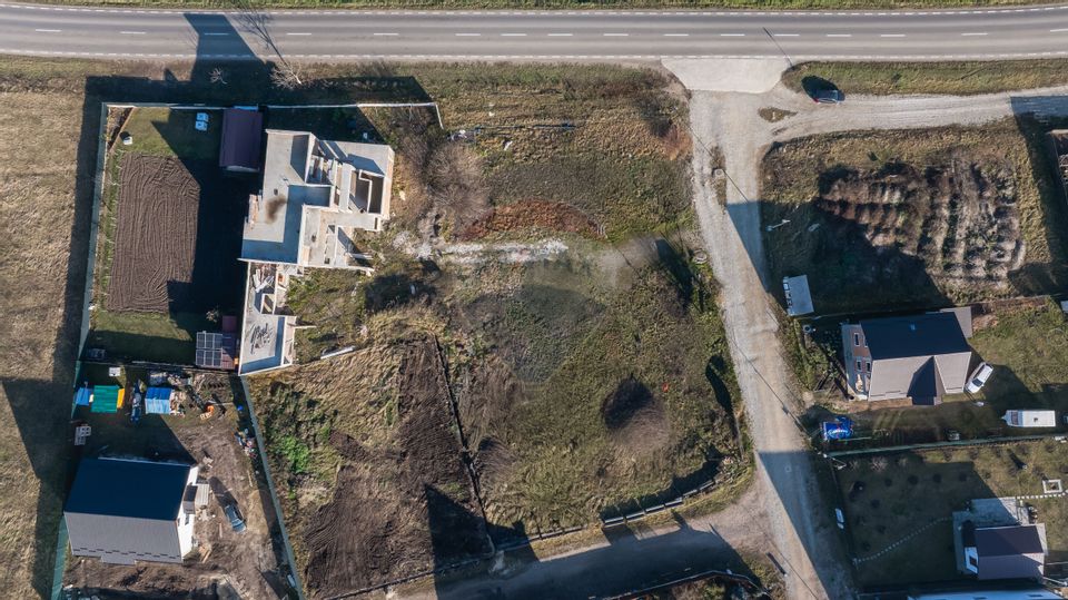 Land 685sqm Bod / Strada Carpati