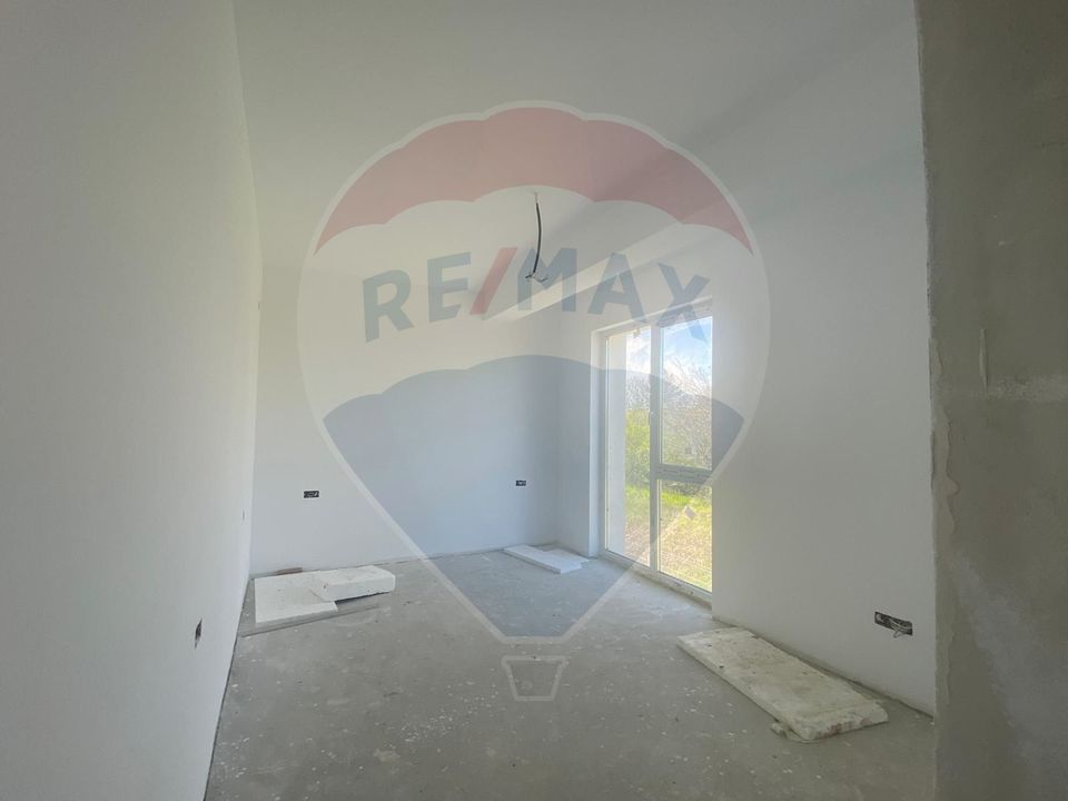 4 room House / Villa for sale, Nord area