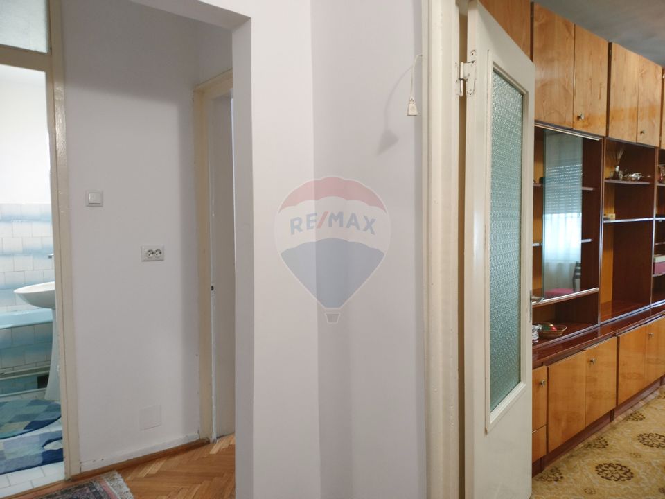 Apartament doua camere decomandat - cartier Tineretului Tarnaveni