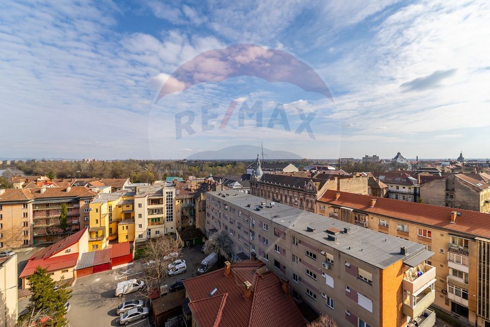 Apartament cu 3 camere de închiriat în zona centrala