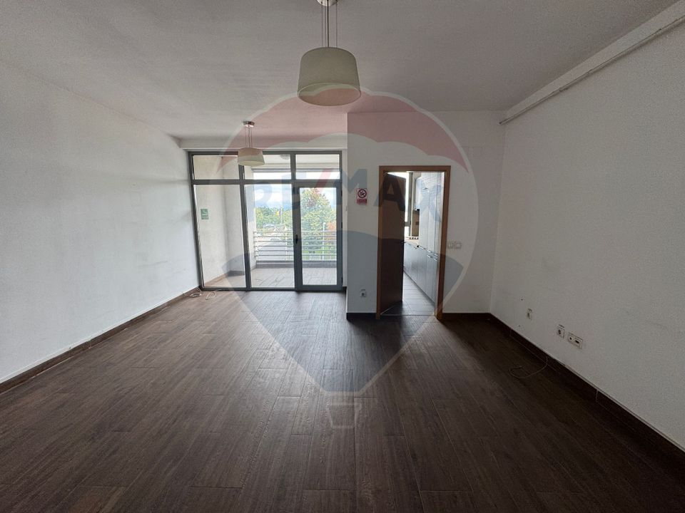 Spațiu de birouri de închiriat în zona Bistrita Lac- Cora