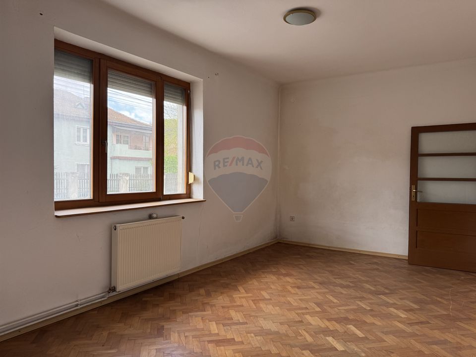 4 room House / Villa for sale, Central area