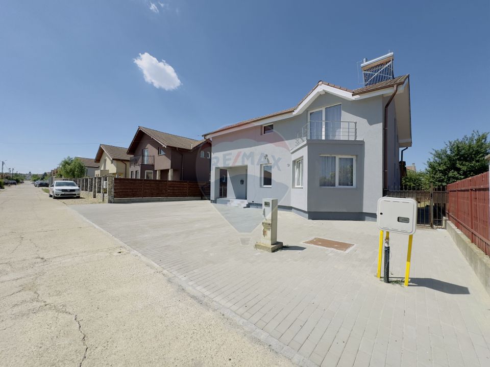 Casă cu 5 camere de vânzare Cartier Orizont 2 Paleu zona Metropolitana