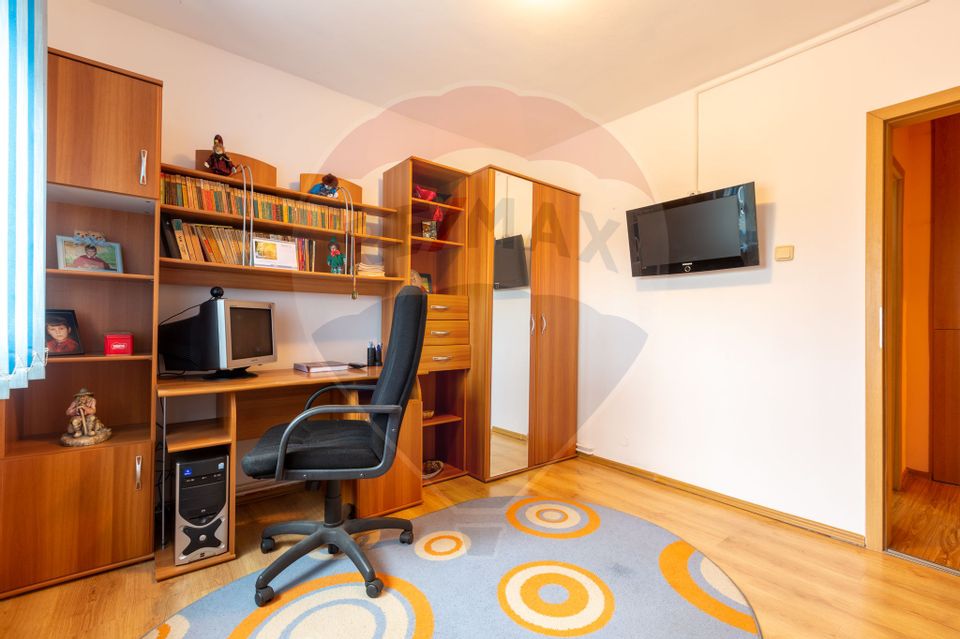 Apartament spațios cu 4 camere și 2 balcoane Str. Blajului, et.2