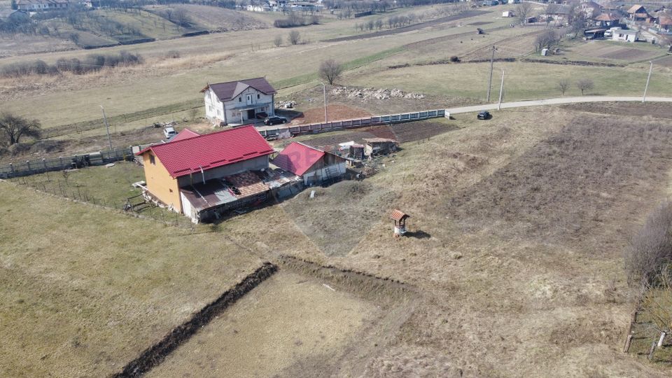 Land 3,591sqm Aghiresu-Fabrici / Strada Principala