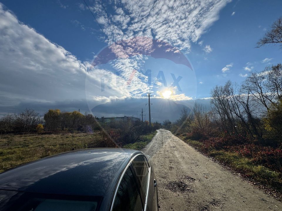 Teren de vanzare in Buhusi / Strada Bodesti/Sala Polivalenta