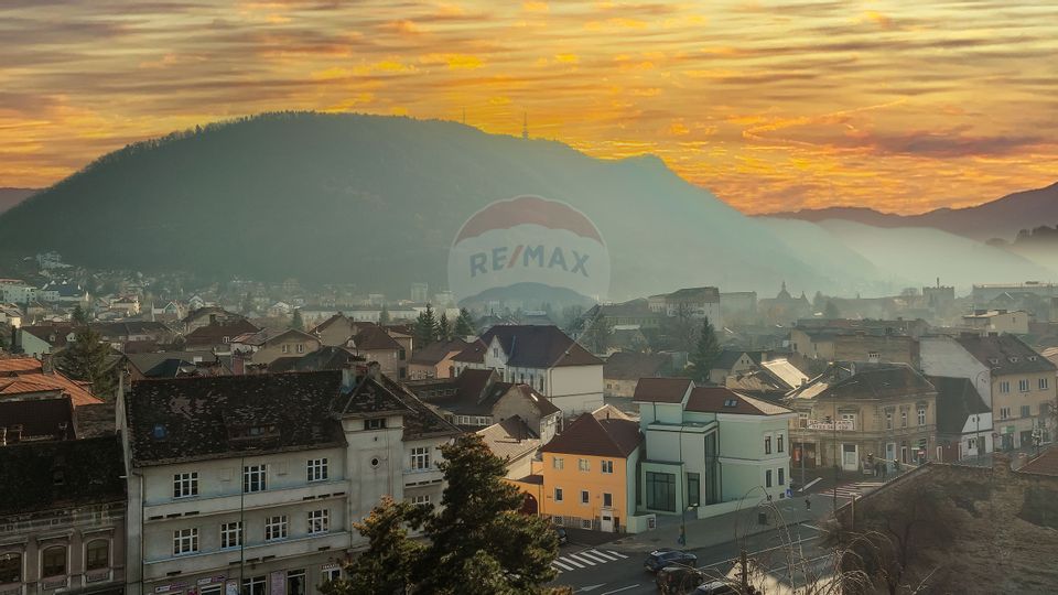 0% Comision | Casă cu potențial enorm | Centrul Civic | Zona Sanitas