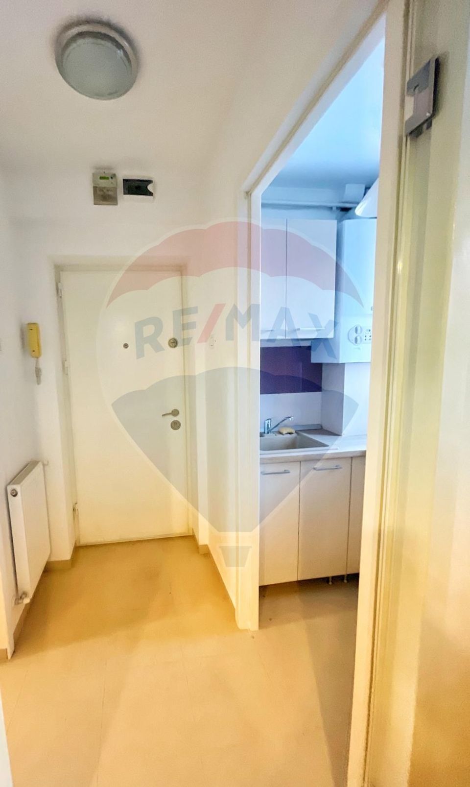 Apartament 2 camere în zona Decebal -Piața Muncii
