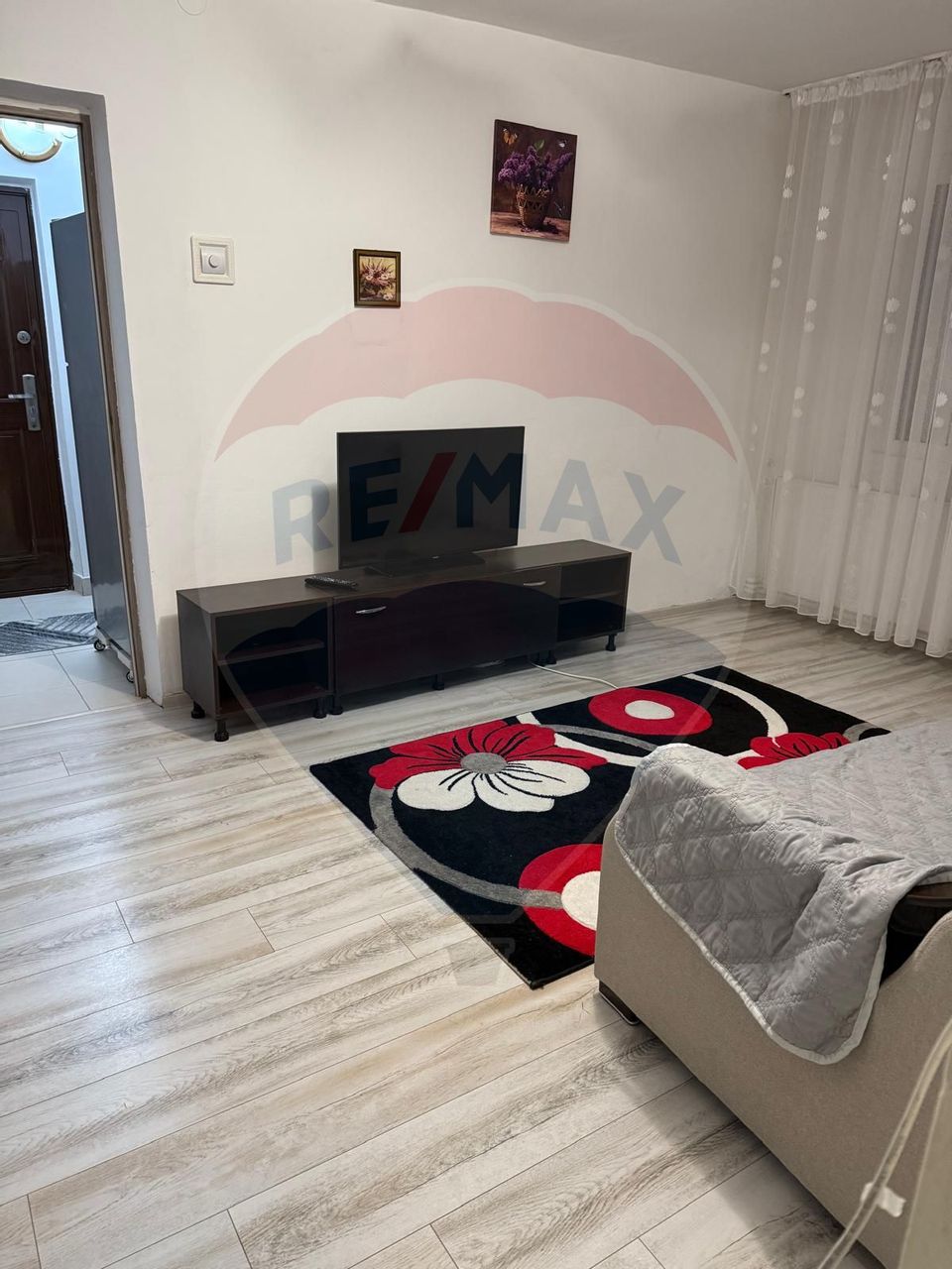 Apartament cu 2 camere de închiriat în zona Cornitoiu