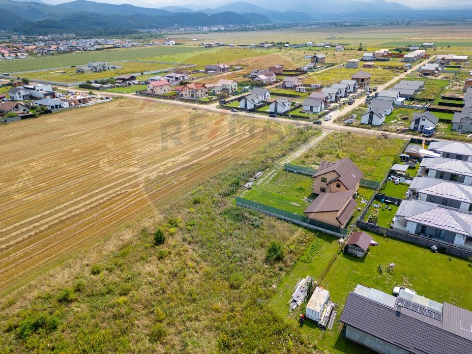 Teren intravilan de vânzare – Cristian, str. Nicolae Titulescu 1.173mp