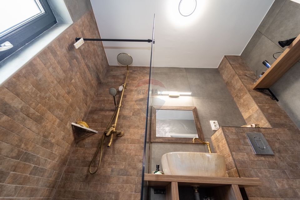 Comision 0%! | Proprietate cu terasa, semineu | 400 mp teren, Izvor!