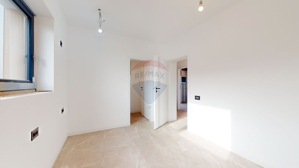 Eficiență Energetică A+ | Cristian | Finisaje Premium | Curte Modernă