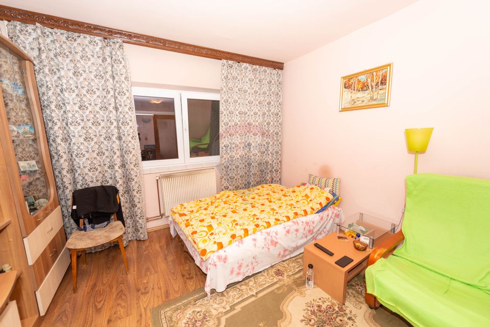 4 room Apartment for sale, Nerva Traian area