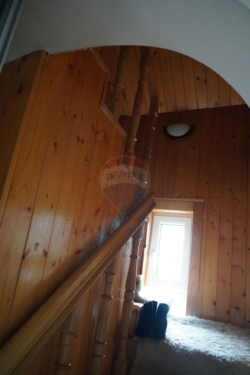 Casă de vânzare, Moisei