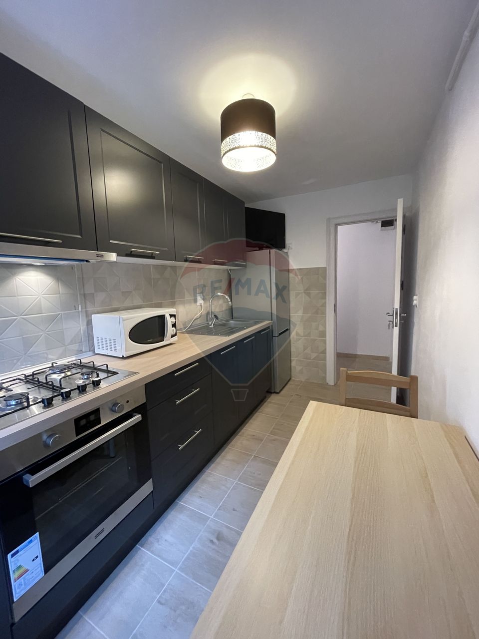 Apartament renovat 2 camere Aviatiei, langa Politia Locala