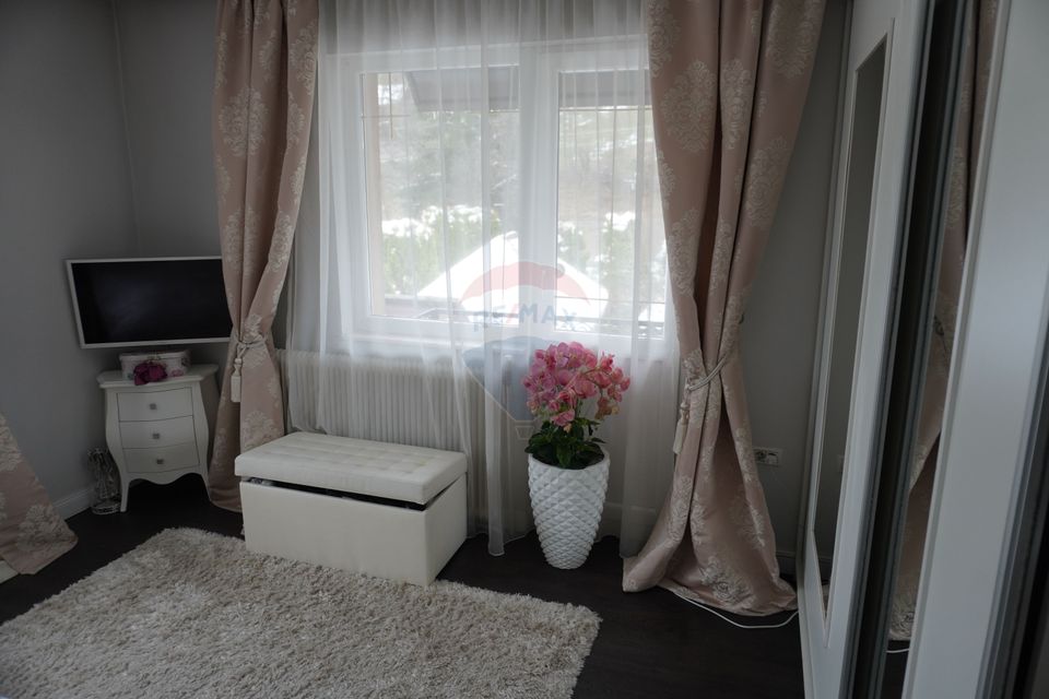 5 room House / Villa for sale