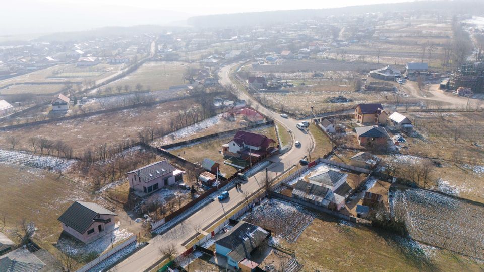 5 room House / Villa for sale, Periferie area