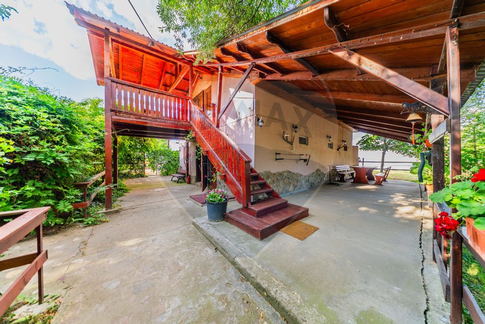 Land 4,000sqm Zadareni / Drumul Drumul principal