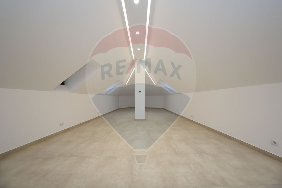 260sq.m Commercial Space for sale, Brasovul Vechi area