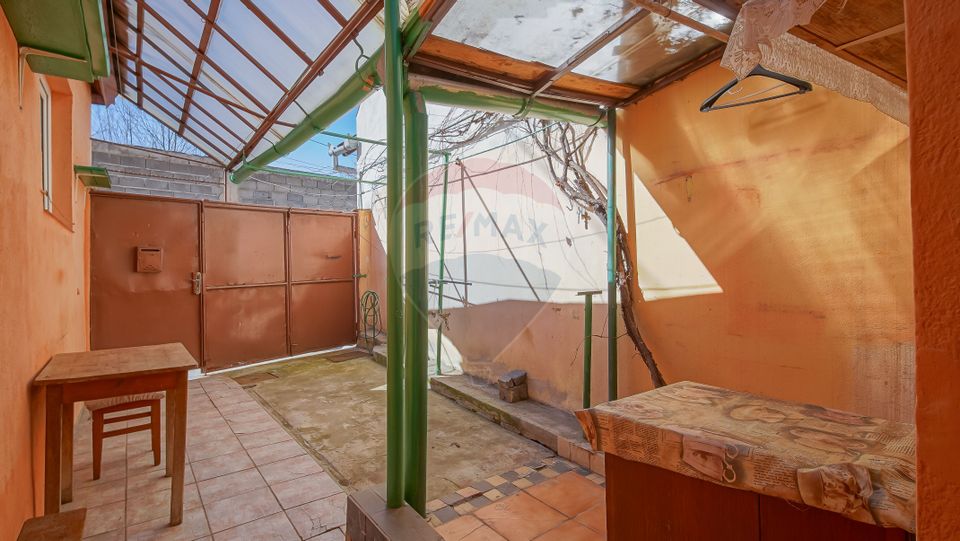 3 room House / Villa for sale, Schei area