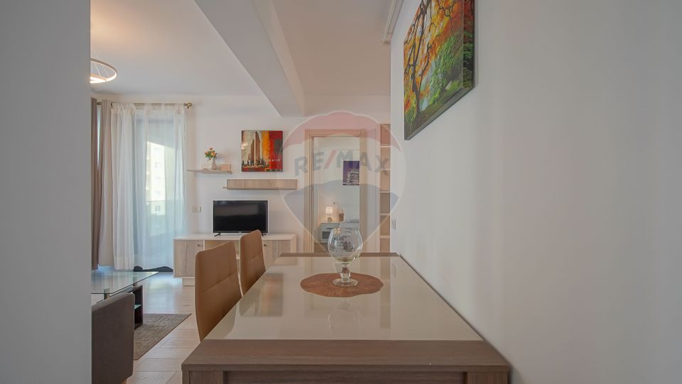 2 room Apartment for rent, Tractorul area