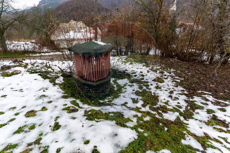 Casă de vanzare,Sacaramb jud. Hunedoara