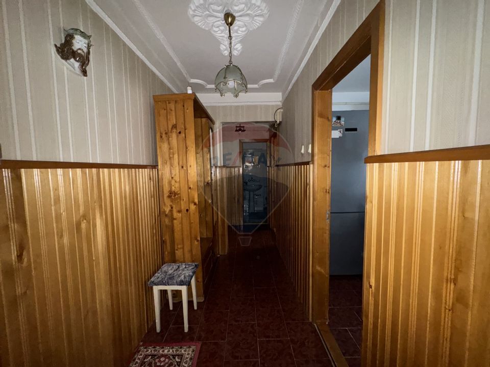 Apartament cu 2 camere de vânzare în zona Bistrita Lac