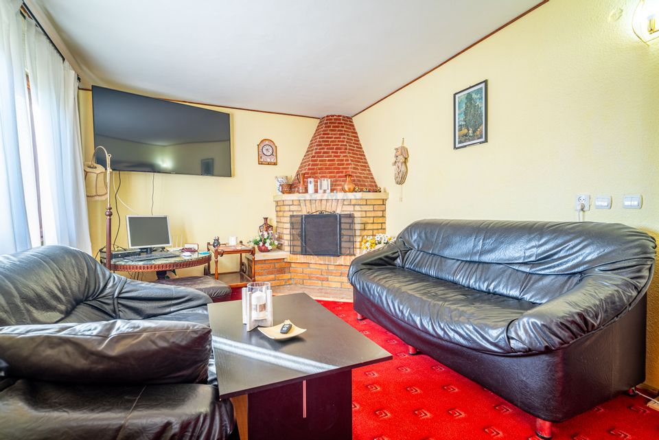 5 room House / Villa for sale