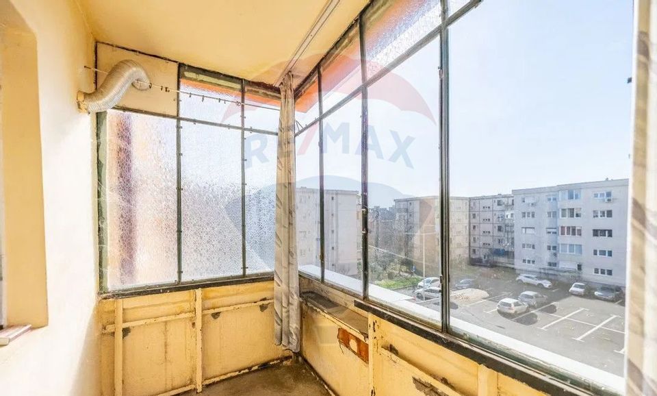 Apartament 3 camere zona 300, Micalaca, B-dul N. Titulescu