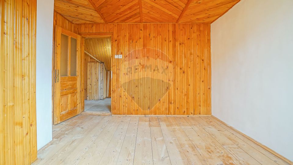 Casă + teren de vânzare – comision 0%