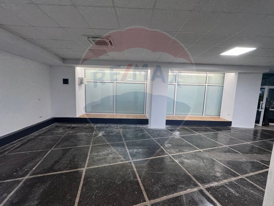 156.7sq.m Commercial Space for rent, Piata Centrala area