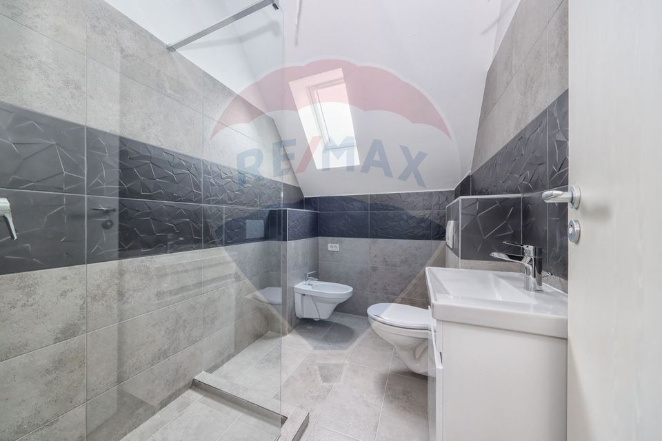 Apartament nou,  loc parcare inclus