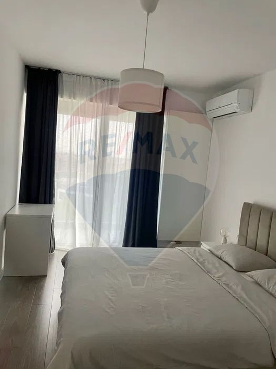 2 room Apartment for rent, Pipera area