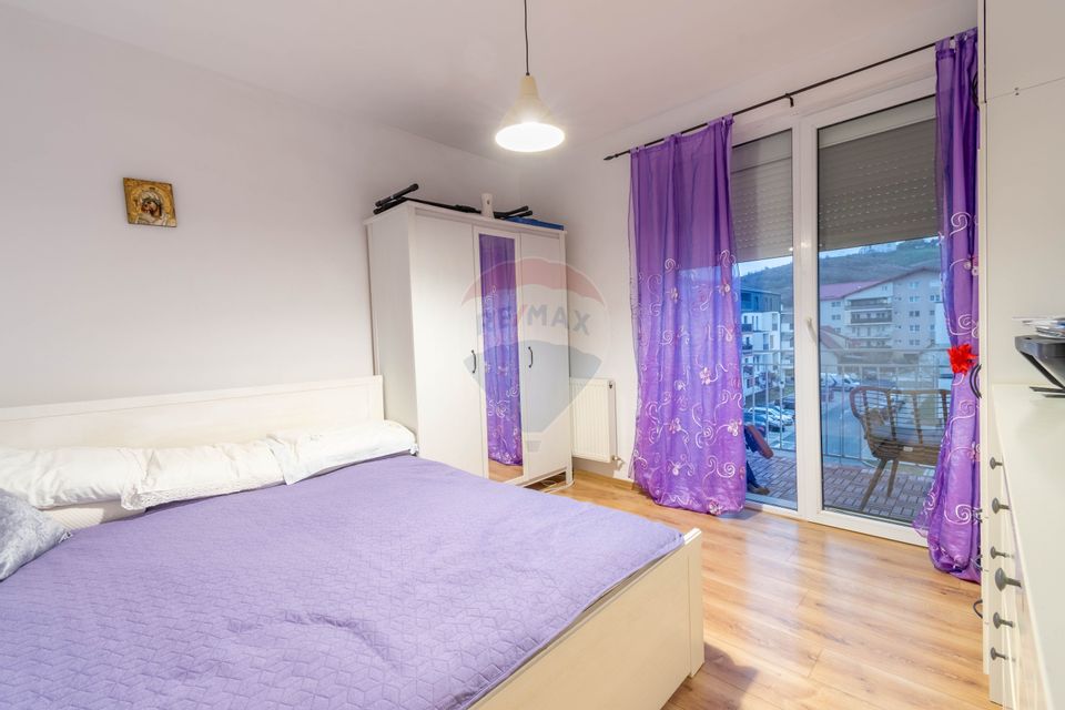 Apartament cu o camera de vanzare Floresti, Eroilor