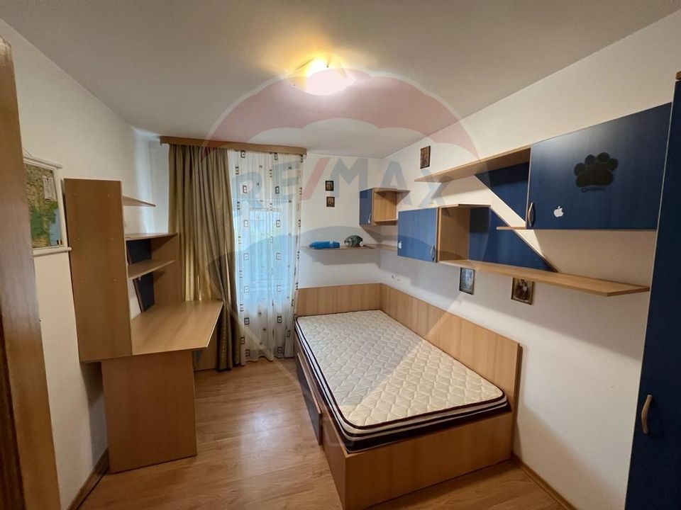 Apartament 3 camere  zona Doi Stejari