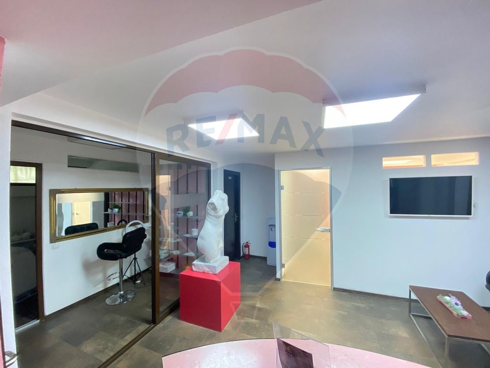 Street Access Commercial Space
