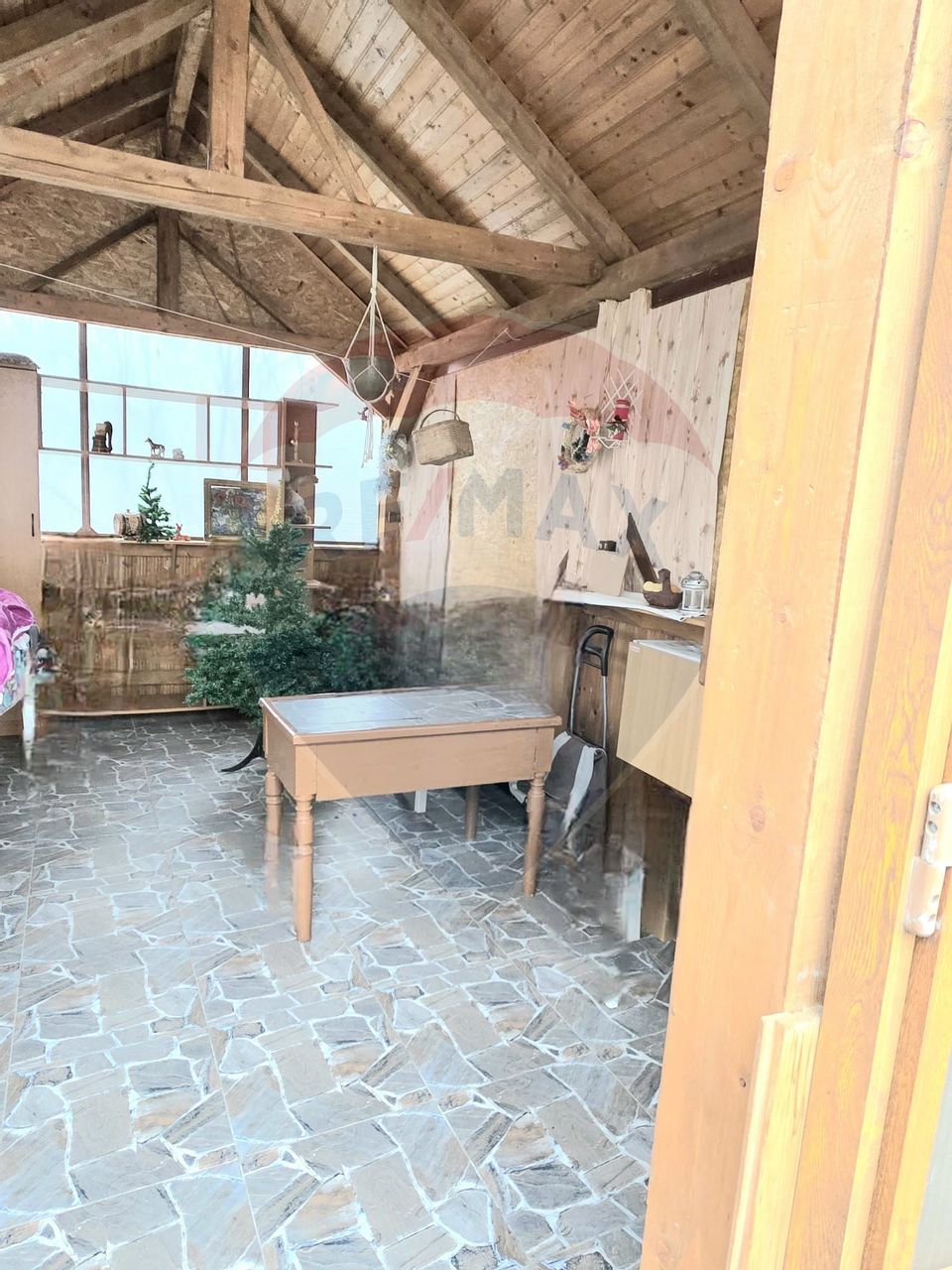 5 room House / Villa for sale, Central area