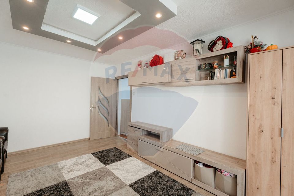 Apartament cu 2 camere de vânzare în zona Caragiale