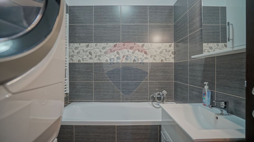 3 room Apartment for sale, Tractorul area