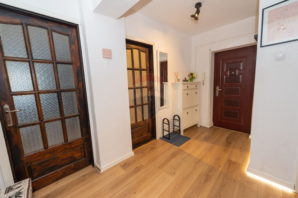 3 room apartment for rent, detached, Decebal