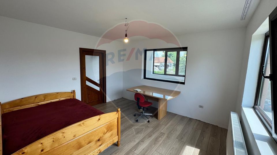 20 room House / Villa for sale