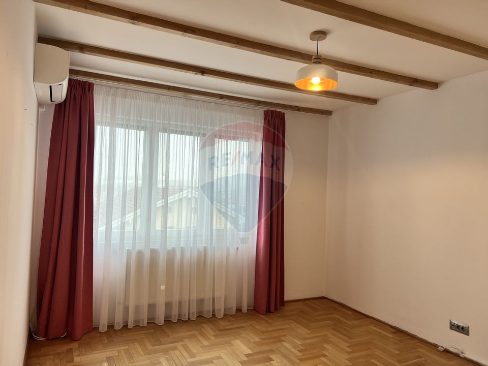 Penthouse cu 5 camere si terasa cu view de inchiriat in Grigorescu