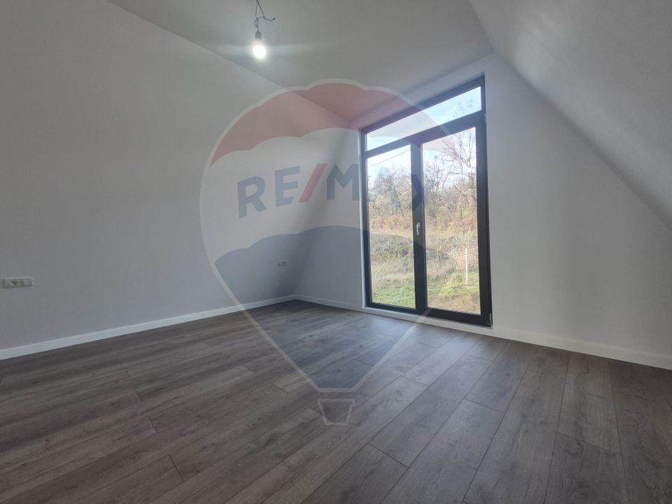 Casa tip A Frame cu 3 camere | Panorama superba | Breaza | Prahova