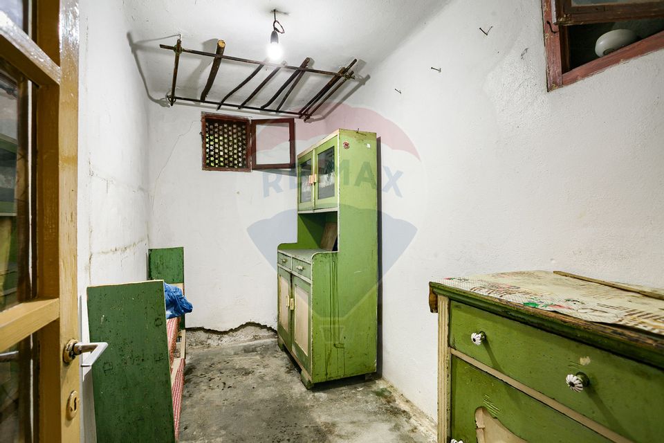 4 room House / Villa for sale, Periferie area