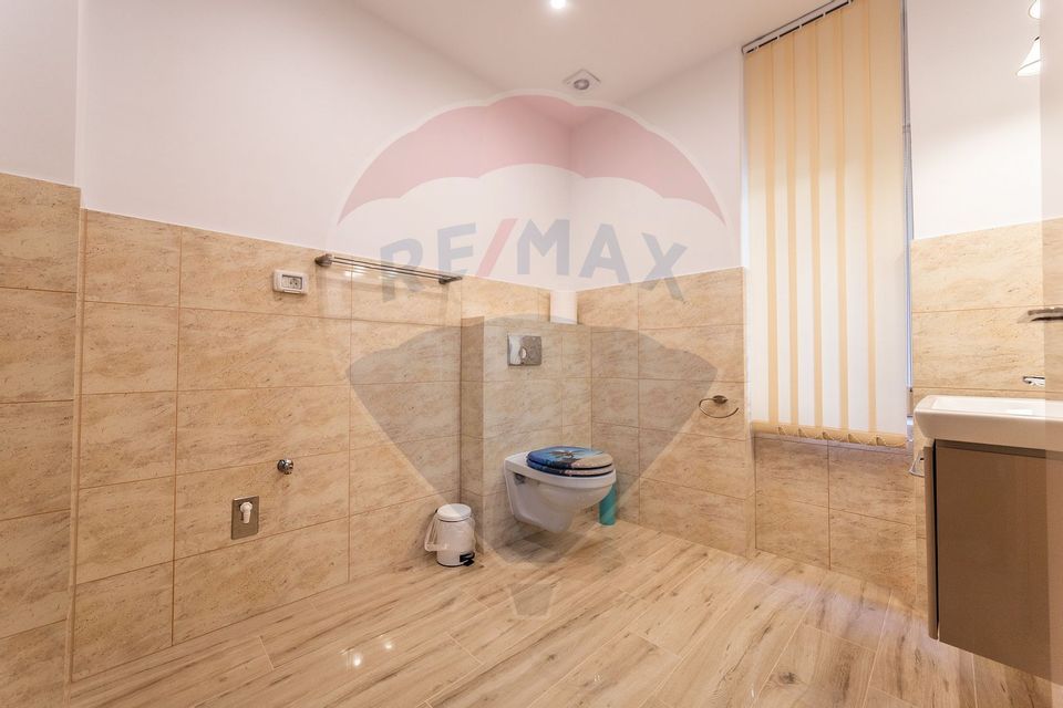 107sq.m Office Space for rent, Ultracentral area