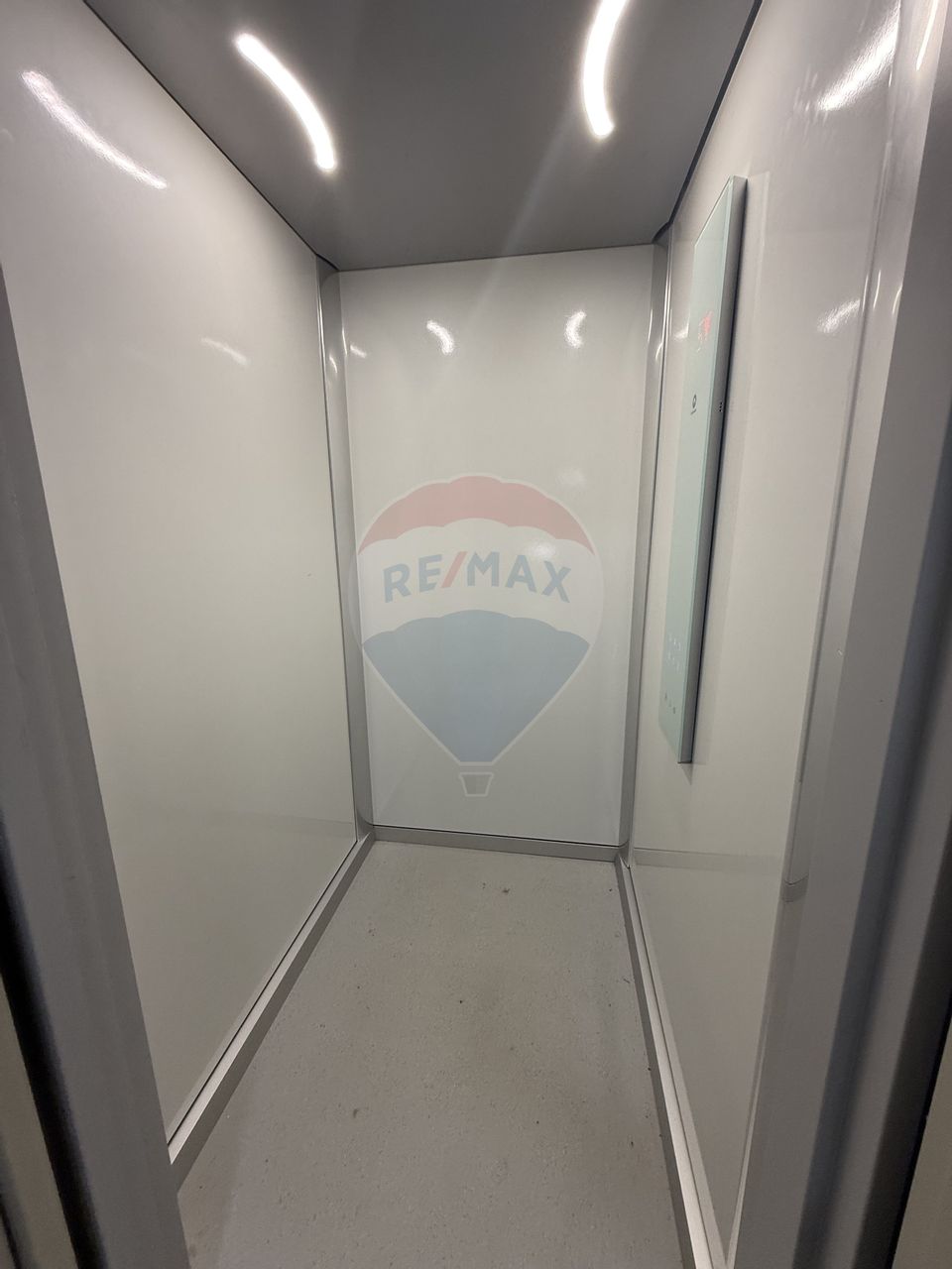 Apartament cu 2 camere de vânzare în zona Mamaia Nord