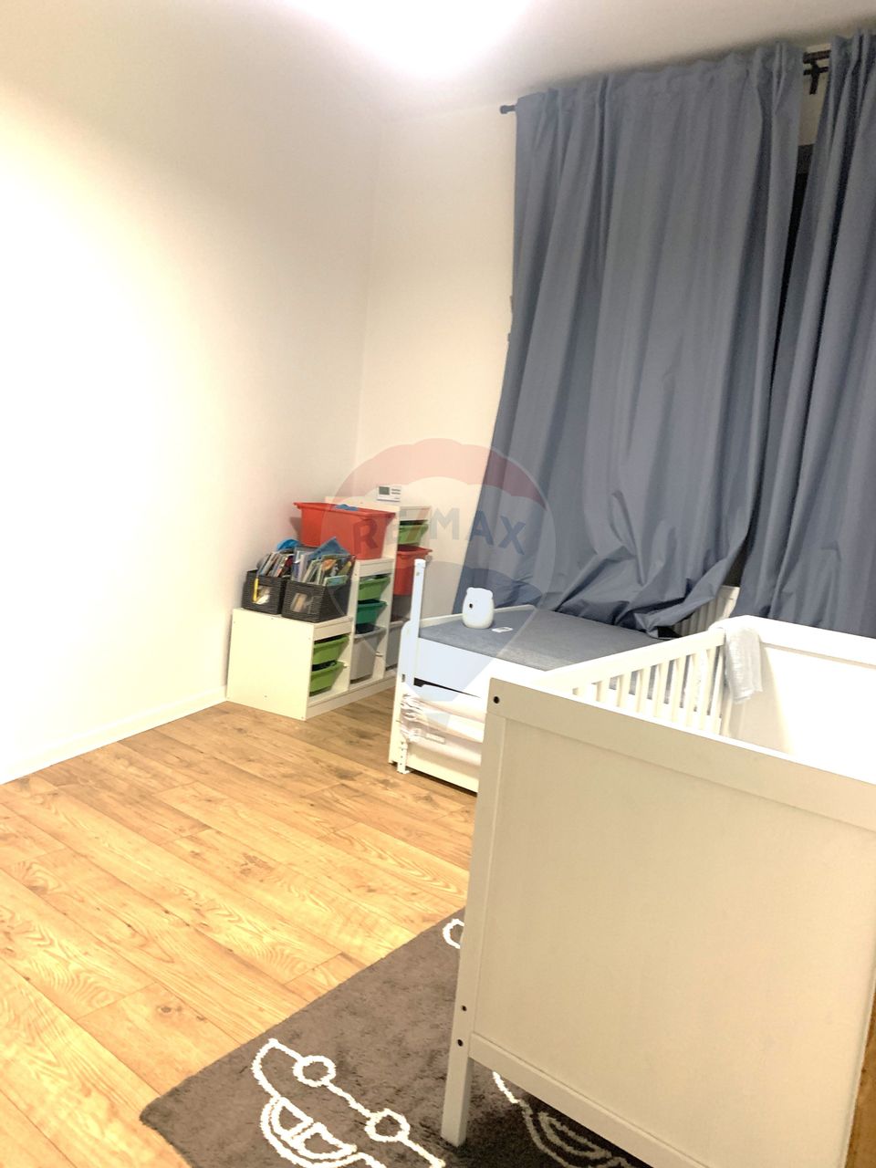 Apartament 3 camere de vanzare Militari, metrou Pacii